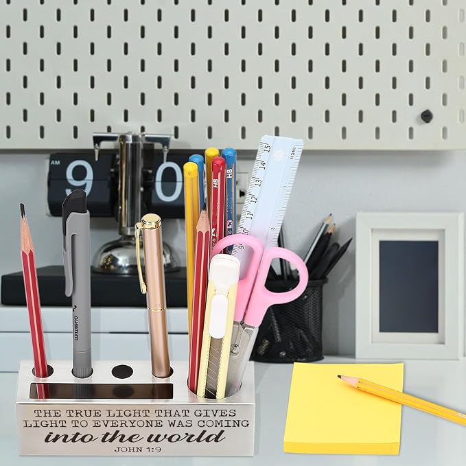 John 1:9 Bible Verse Pen and Pencil Holder, True Light Scripture Christian Spiritual Gifts for Pastors Teachers Mentors Spiritual Leaders, Inspirational Thank You Gift Pencil Holder EDP41