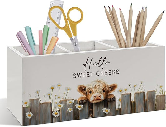 Highland Cow Pen Pencil Holder, Highland Cow Accessories Gifts for Women Men, Funny Hello Sweet Cheeks Bathroom Sign Wooden Pen Pencil Organizer for Home Bedroom Bathroom Desk Decor
