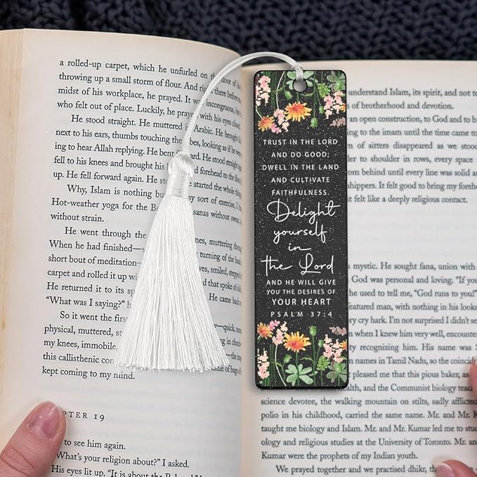Christian Trust and Delight Bookmark, Inspirational Gift for Believers, Uplifting Gift for Spiritual Readers, Spiritual Bookish Present, Unique Floral & Scripture Design Bookmark, WCB65