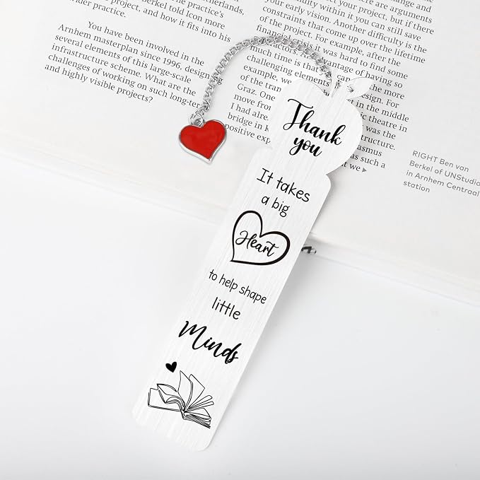 Teacher Metal Bookmark, Thank You Teacher Appreciation Gift Bookmark for Women Men, Unique Bookmarks for Teacher’s Day, It Takes a Big Heart to Help Shape Little Minds Bookmarks（Heat）