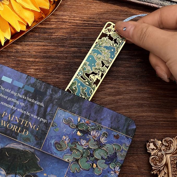 icceemee 8 Pieces of Gold Hollow Bookmarks with Tassels, Featuring Van Gogh and Monet Oil Painting Themes Perfect for Book Lovers, Writers, Readers, Children, Teenagers, Men, Women, and Adults