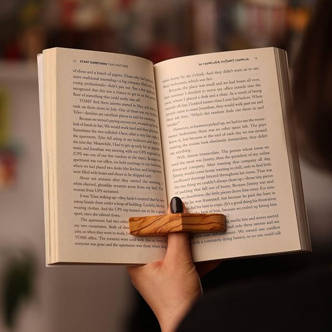 TILISMA Olive Wood Book Page Holder – Handmade Thumb Thing Reading Gifts