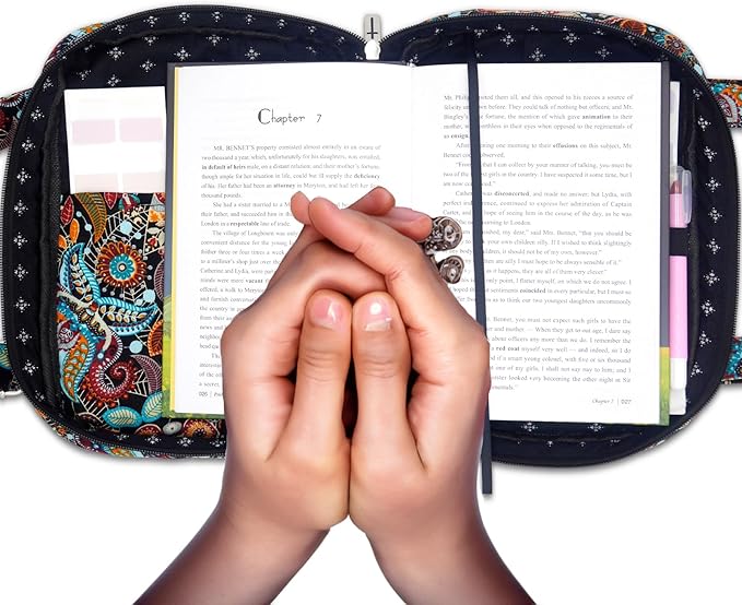 Bible Cover for Women with Adjustable Straps, Extra Large Study Bible Carrying Case Bag with Zip Pocket, 11.3x8.3x2.7 Inches