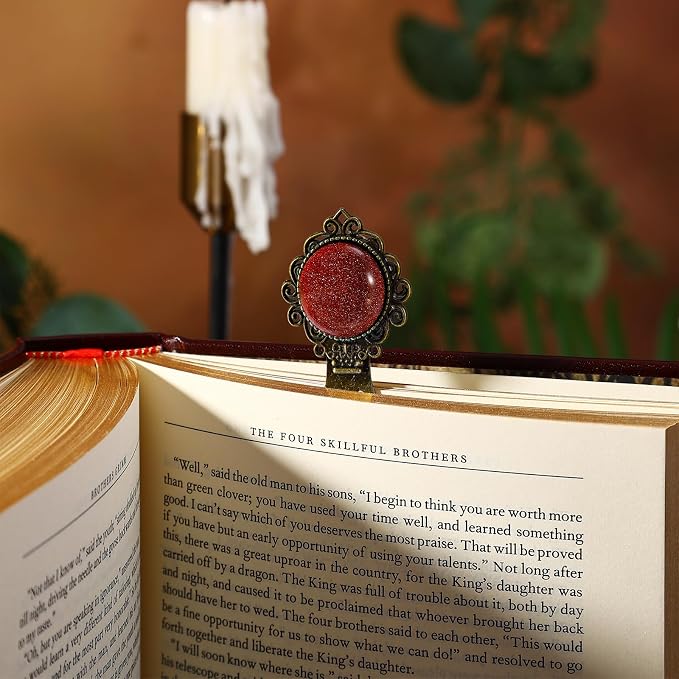 1Pcs Vintage Goldstone Bookmark with Natural Crystal Stone - Fantasy Brass Metal Bookmarks for Reading Women, Men, Book Lovers, Girls and Teachers Book Marks(Goldstone)