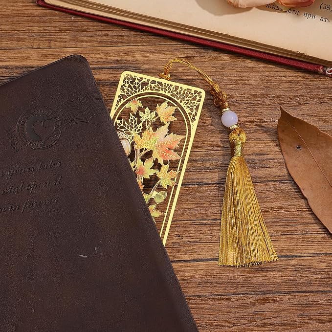 icceemee 2PCS Maple Leaf Theme Bookmark, Cute Bookmark for Women with Hollow-Out Square & Irregular Design, Natural Tassel Book Marks Set in Gift Box, for Book Lovers