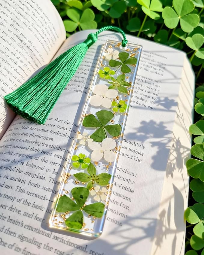 Buleens 4PCS Bookmarks for Women- Book Marks for Readers Book Lovers, Personalized Handmade Dried Flower Resin Bookmark with Tassels, Pretty and Aesthetic