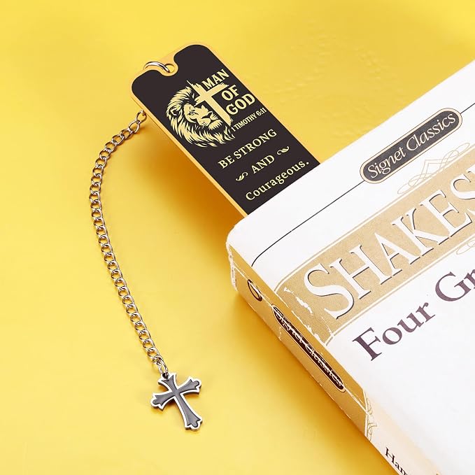 Christian Bookmark Man of God, Inspirational Lion Bible Verse Bookmark with Cross Pendant, Religious Scripture Verse Bookmarks for Man Accessories Church Fathers Day Baptism Easter for Pastor Men