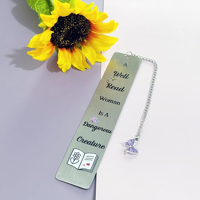 Friend Bookmarks Graduation Daughter Sister Appreciate Gift Women Bestie Go to University Encourage Keepsake Wife Girlfriend Birthday Gift Christmas Accessory A Well Read Woman Is A Dangerous Creature