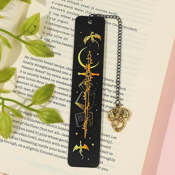 Dragon Sword Bookmark for Fantasy Book Lovers, Stainless Steel Metal Bookmark with Dragon Charm Chain, Dark Fantasy Reading Accessory, Collectible Book Mark Gift for Women Men Readers(Dragon)
