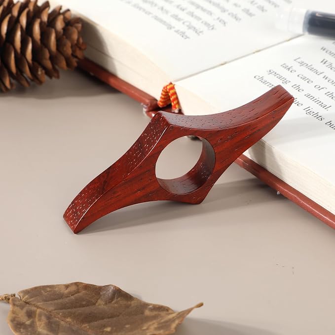 Sliverdew Natural Walnut Wood Thumb Book Page Holder, Universal Medium Size Page Spreader for Hands Free Reading, Premium Book Opener Bookmark, Unique Literary Gifts for Avid Readers Bookworms - 22mm