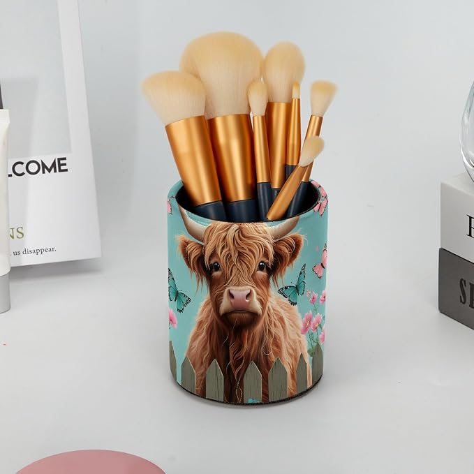Leather Pen Holder for Desk, Highland Cow Floral Makeup Brushes Holder Pencil Cup Multifunctional Desktop Organizer Caddy for Home School Office Desk Accessories