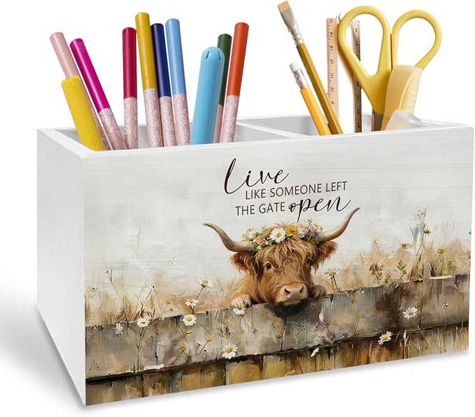 Rustic Highland Cow Pen Holder for Desk, Highland Cow Gifts for Women Pencil Organizer, Live Like Someone Left the Gate Open Wooden Box Sign Desk Decor for Home Office Decoration