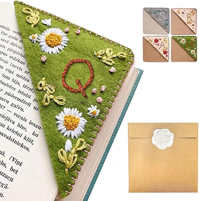 Personalized Hand Embroidered Corner Bookmark, 26 Letters Hand Stitched Felt Corner Letter Bookmark, Cute Flower Embroidery Bookmarks for Book Reading Lovers Meaningful Gift (Summer，Q