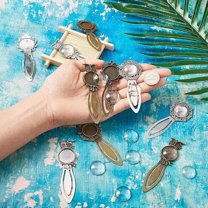 FASHEWELRY 24 Pcs 6 Styles Mixed Colors Bookmark Tray Pendant Kit Include 12Pcs Round Blank Bezel Base Setting Charms with 12Pcs Clear Glass Dome Tiles Cabochons (18mm, 20mm)