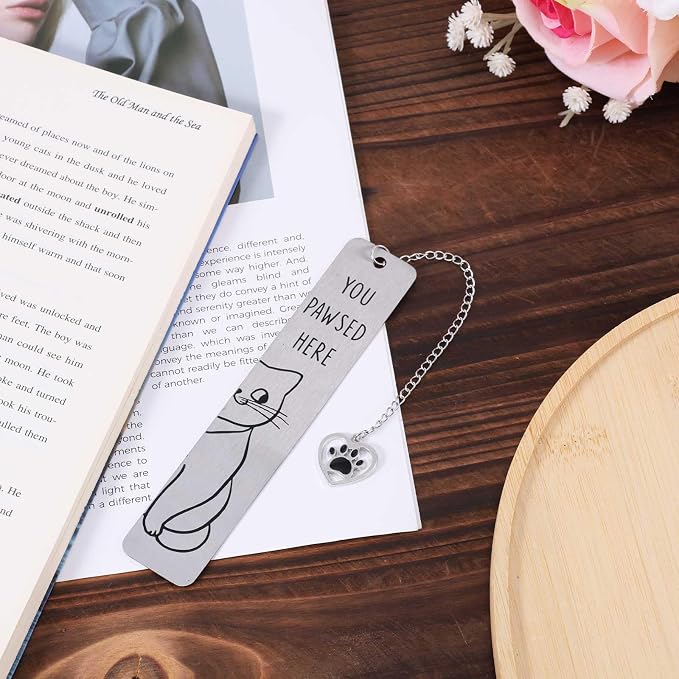 Cute Cat Bookmark, Reading Lover Gift Zinc Alloy Bookmarks for Women Funny Book Marks with Paw Heart Pendent Cute Smile Bookmark for Book Lovers (Silver Smile Cat)