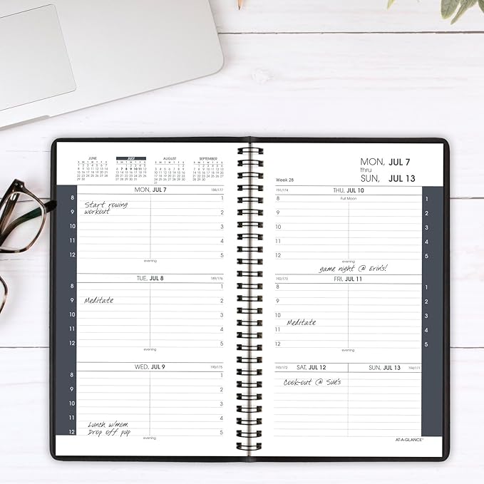 AT-A-GLANCE Planner 2025-2026 Academic, Weekly, 5" x 8", Small, Flexible Cover, Black (7010105)