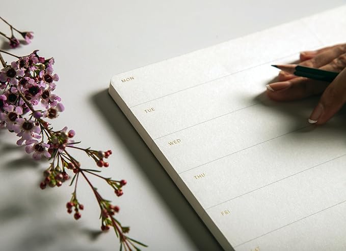 Pinesman - Elegant Weekly Planner Notepad, Undated, 11.22" x 7.87", 52 Sheets (Whole Year), Gold Foil, Tear Off Sheets, Minimalist Work Planner Pad, Weekly To Do List Notepad, Eco-friendly, FSC™ Certified Weekly Desk Planner