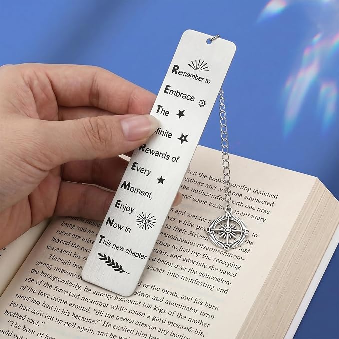 Retirement Gifts for Women, Kaluofan 2026 Teacher Retirement Gift for Women, Bookmarks for Women Men, Happy Retirement Enjoy The Next Chapter Bookmark with Compass Pendant Best Wishing