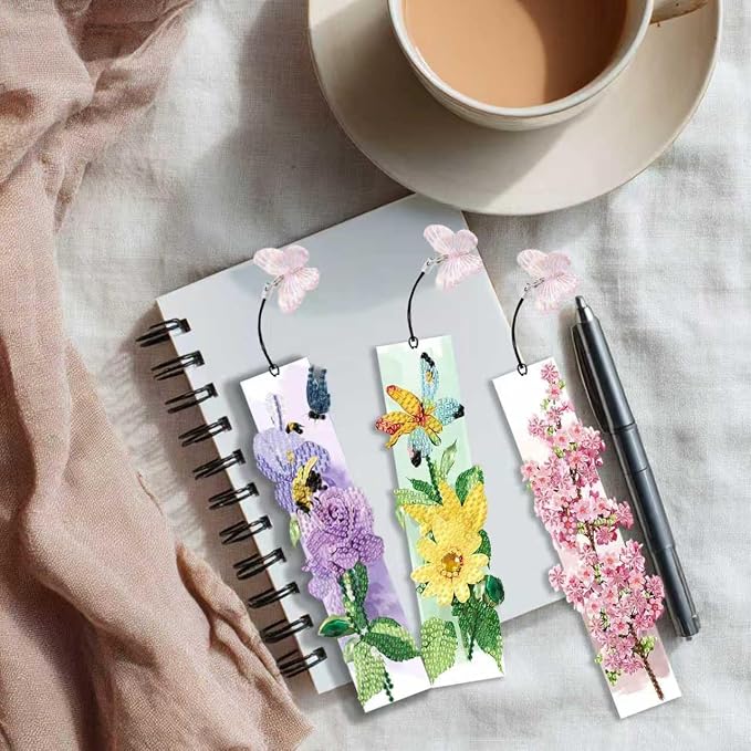 Flower Diamond Art Bookmarks for Adults, 4 PCS Flower Diamond Painting Bookmarks with Pendant, 5d Gem Art, Acrylic Easy DIY Crafts for Books Decor Gift