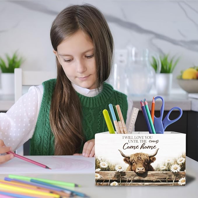 Farmhouse Daisy Highland Cow Pen Holder for Desk, Highland Cow Gifts Pencil Organizer, Rustic Floral Heifer Wooden Box Sign Desk Decor for Kids Girls Room Nursery Decoration