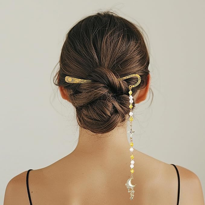 Fantasy Moon Metal Bookmark - Vintage Hook Book Marks Page Mark with Beaded Gold Star Charm for Women Girls Students Teachers Bookworms Reading Lovers Birthday Gifts School Accessories