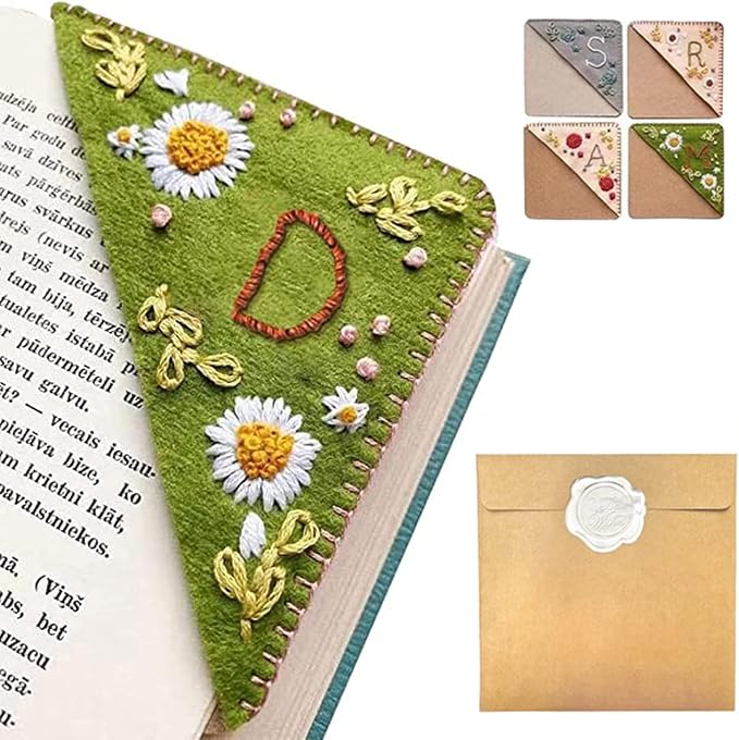 Personalized Hand Embroidered Corner Bookmark, 26 Letters Hand Stitched Felt Corner Letter Bookmark, Cute Flower Embroidery Bookmarks for Book Reading Lovers Meaningful Gift (Summer，D