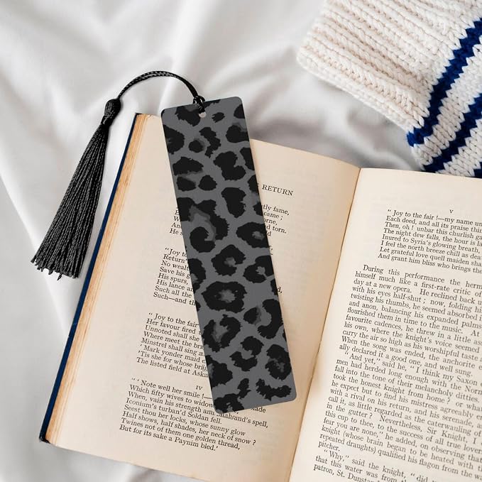 Leopard Print 5pcs Wood Bookmarks with Tassel for Planner Reading Book Lovers Accessory Readers Men Women 4.6 X 1.2 Inch