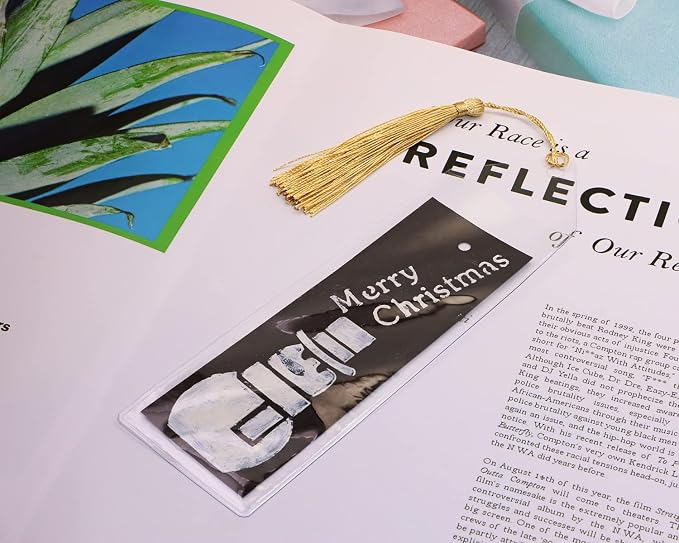 Plastic Bookmark Sleeves with Tassels Penta Angel 15Pcs Clear Blank Vinyl Photo Booth Strip Frames Holder Cover with Hole for Christmas Valentine’s Day Wedding Graduation Party Favor Gift Tags (15)