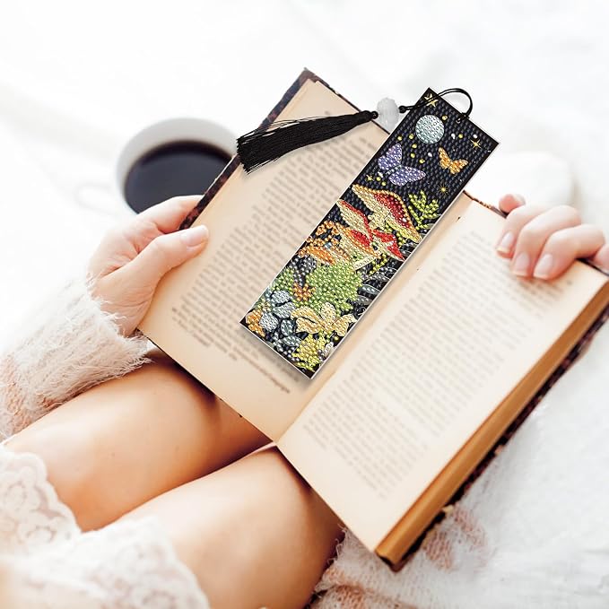 Mushroom Diamond Art Bookmarks - 8 PCS DIY Diamond Painting Bookmarks Kits Flower Butterfly Art Craft Supplies Birthday Mothers Day Gift for Mom Grandma Reading Lover Beginners Teacher Adults