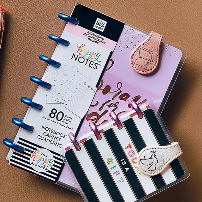 Personalized Magnetic Leather Bookmarks for Reading Women,Custom Magnet Book Mark Clips with Initial Gifts for Readers Men Book Lovers Classmate (Colorful Leather Magnetic Bookmark)
