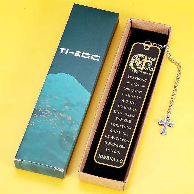 Christian Bookmark Man of God, Inspirational Lion Bible Verse Bookmark with Cross Pendant, Religious Scripture Verse Bookmarks for Man Accessories Church Fathers Day Baptism Easter for Pastor Men