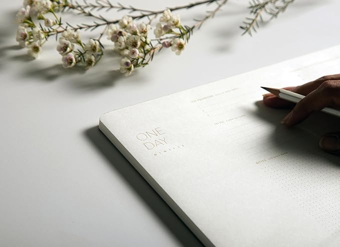 Pinesman - One Day, Elegant Daily Desk Planner, Gold Foiled, Minimalist Productivity Planner Pad, Time Blocking Hourly Schedule, To Do List Notepad, A4, 52 Pages, FSC™ Certified