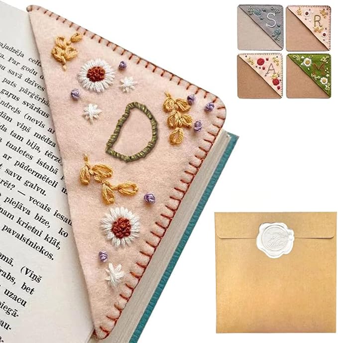 Personalized Hand Embroidered Corner Bookmark, 26 Letters Hand Stitched Felt Corner Letter Bookmark, Cute Flower Embroidery Bookmarks for Book Reading Lovers Meaningful Gift（Spring，D