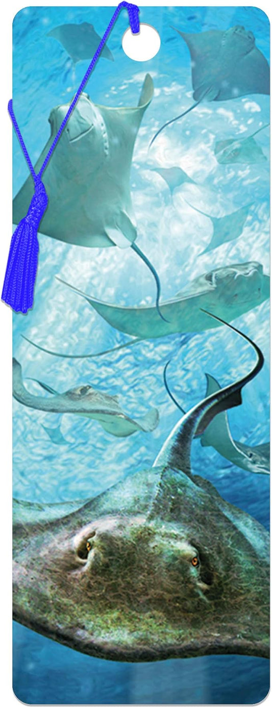 3D LiveLife Bookmark - Sting Rays from Deluxebase. Cute Lenticular Sting Ray Page Marker. Animal Themed Accessories for Book Lovers. Small Gifts for Men, Women, Writers and Teachers.