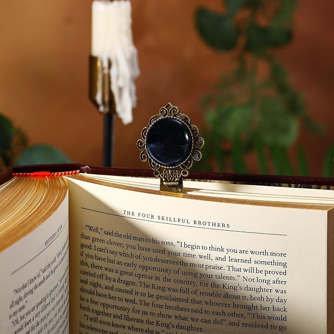 1Pcs Vintage Black Onyx Bookmark with Natural Crystal Stone - Fantasy Brass Metal Black Obsidian Bookmarks for Reading Women, Men, Book Lovers, Girls and Teachers Book Marks(Black Onyx)