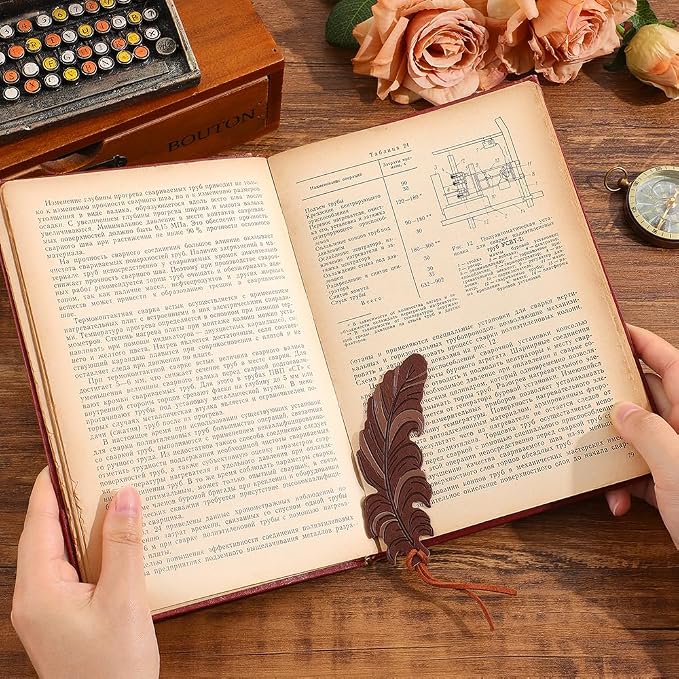 icceemee 4pcs Leather Feather Bookmarks with Bookmarks for Women, Writers, Readers Durable Book Markers Book Accessories Unique Gifts for Men, Women
