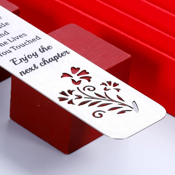 Retirement Gifts for Women Men 2026 Happy Retirement Gifts Bookmark for Teacher Mom Grandma Farewell Going Away Gift for Coworker Friends Boss Enjoy The Next Chapter