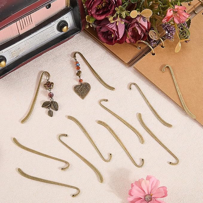 20Pcs Metal Bookmark s Antique Vintage Bronze Metal Bookmark Hairpin with Hole Tibetan Carving Pattern Alloy Book Markers Jewelry Making Charms for Stationery Reading Enthusiasts