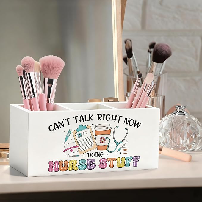 Funny Nurse Pen Pencil Holder, Nurses Appreciation Gifts Wood Desk Organizer and Accessories, Nurse Office Decor, Nursing Nurses Gifts for Women Pen Holder Desk Organizer for Office Tabletop