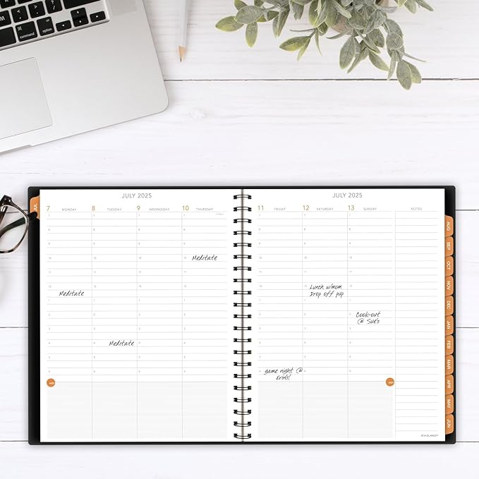 AT-A-GLANCE Planner 2025-2026 Academic, Weekly & Monthly, Hourly Appointment Book, 8-3/4" x 11", Large, Monthly Tabs, Flexible Cover, Plan.Write.Remember., Black (70595705)