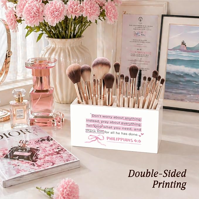 Christian Pen Pencil Holder for Desk, Coquette Pink Bow Christian Gifts for Women, Preppy Bible Verse Pencil Holders Wooden Box Organizer for Girls Room Bedroom Dorm Desk Tabletop
