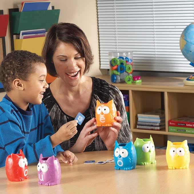 Learning Resources Vowel Owls Sorting Set - Phonics Games for Kids, Vowel Sounds, Toddlers Vocabulary Building, ABC Word Game, Reading skills Toys, Learn to Read, Gifts for Boys and Girls