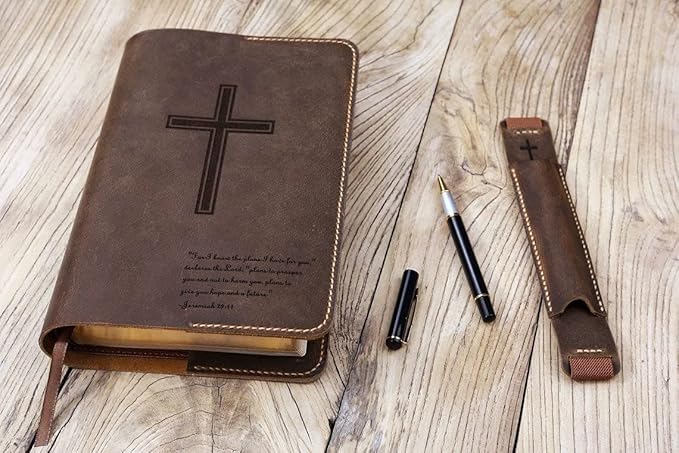 Personalized Leather cover for bible KJV, Custom leather holy bible book case cover christian gifts for men women Z04-LBBC05S