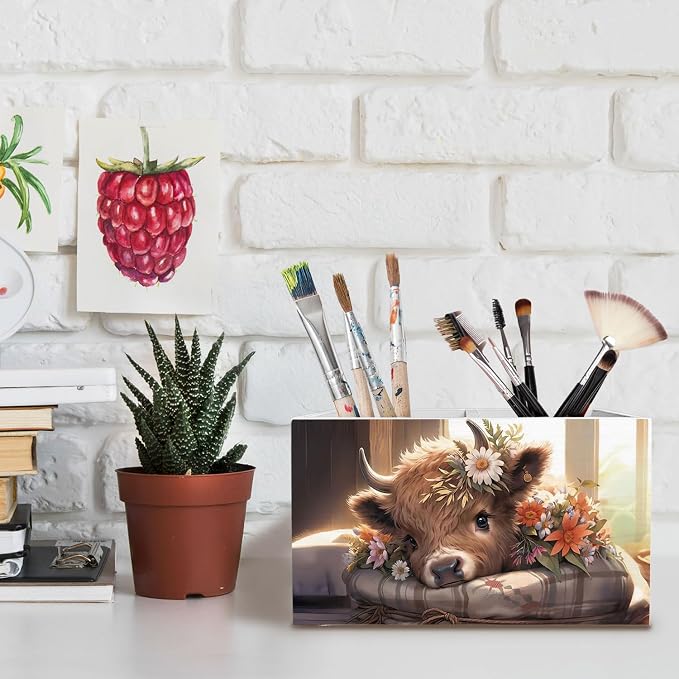 Rustic Floral Highland Cow Pen Holder for Desk, Gifts for Cows Lovers Pencil Organizer, Farmhouse Flower Highland Heifer Wooden Box Sign Desk Decor for Home Office Decoration,