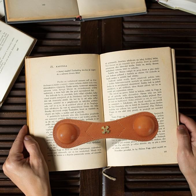 Book Weight Holder Wooden Thumb Book Page Open Weighted Bookmark Corner Reading Accessories Office Desk Decor Executive Gift for Writer Reader (BPH02-Brown)