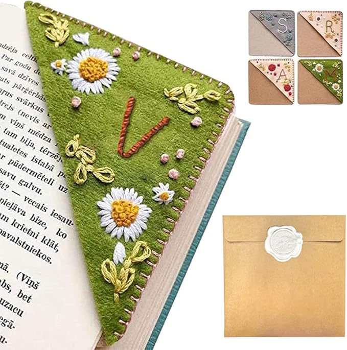 Personalized Hand Embroidered Corner Bookmark, 26 Letters Hand Stitched Felt Corner Letter Bookmark, Cute Flower Embroidery Bookmarks for Book Reading Lovers Meaningful Gift (Summer，V