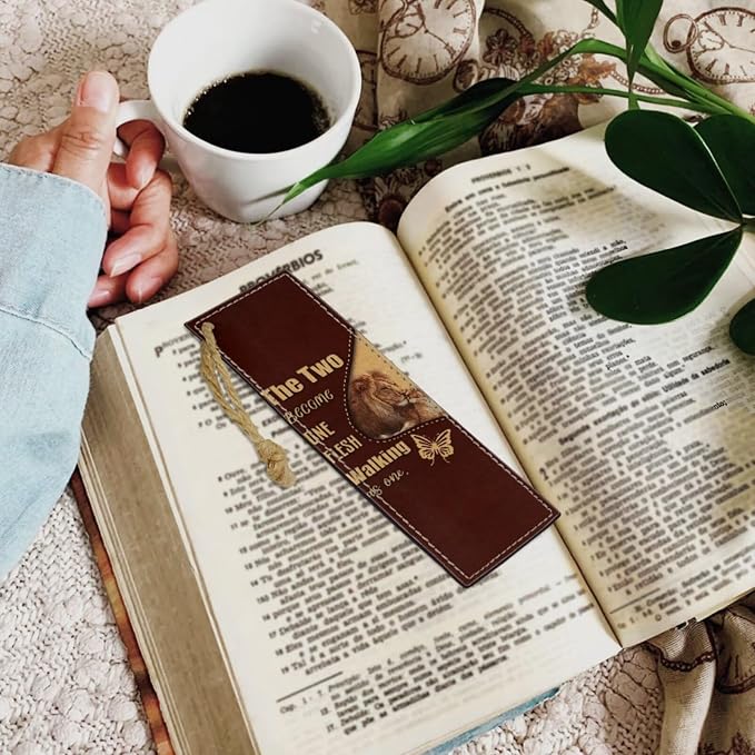 Religious Style Cross and Lion Bible Case with Bookmark Waterproof Bible Cover Case for Women Lightweight Bible Bag with Handle Pockets Church Book Bag Brown