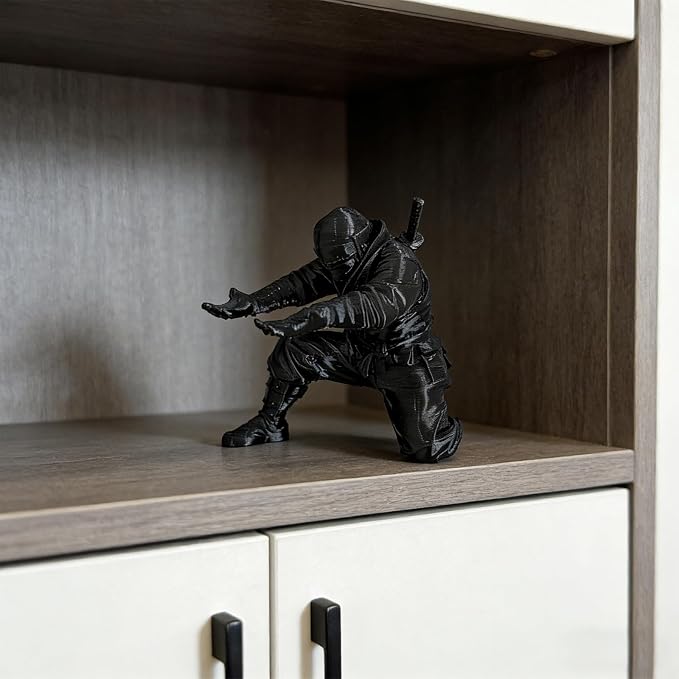 Knight-Style Executive Pen Holder -Plastic Ninja Samurai Design, Single Pen Capacity, Creative Desk Accessory for Office and Home