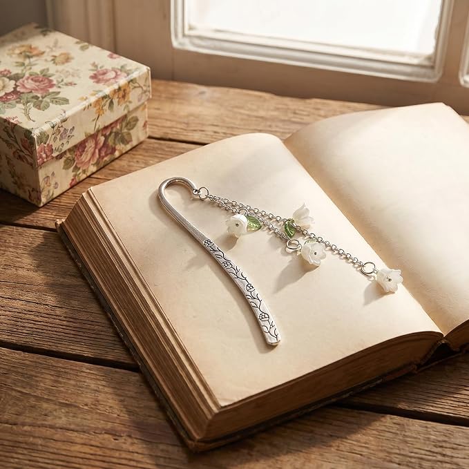 Metal Bookmark Hooks Flower Book Mark for Reading, Book Lovers Gift Books Beaded Charm Pretty and Aesthetic Books Accessories Personalized Silver Bookmarks
