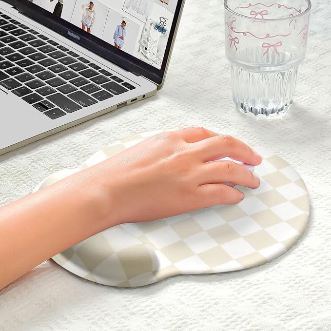 Retro Checkered Mouse Pad with Support Wrist Rest,Cute Funny Boho Ergonomic Mouse Pad with Non-Slip Base for Office Gaming Working Computers,Desk Accessories Pain Relief,Beige